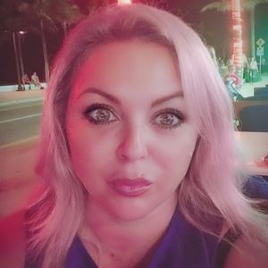 Meet your Posher, Gina